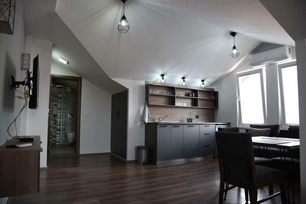Mihail'S Apartments In Ohrid - 2 Экстерьер фото