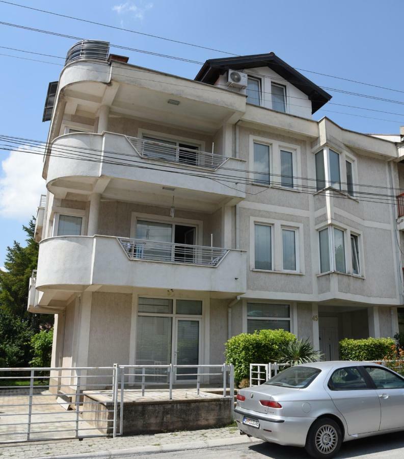 Mihail'S Apartments In Ohrid - 2 Экстерьер фото