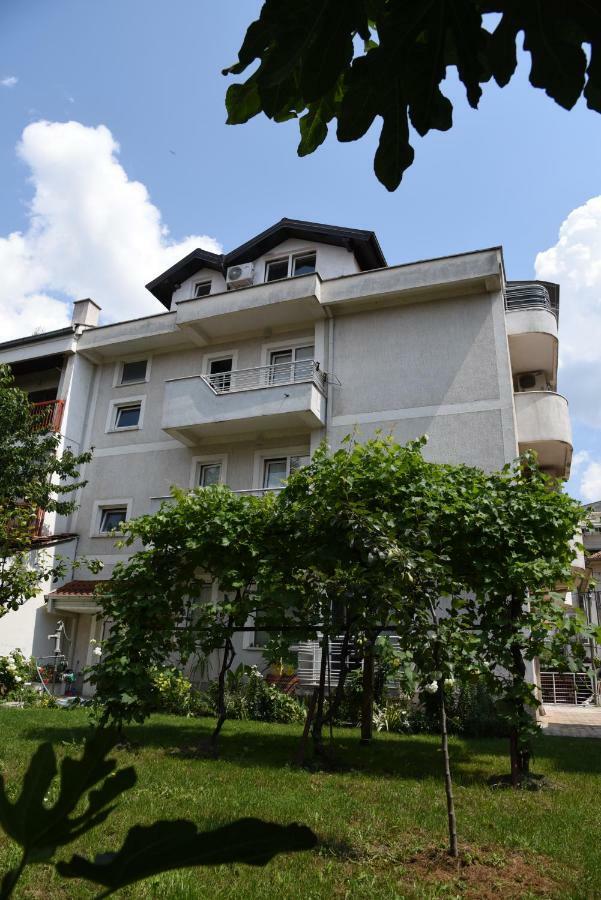 Mihail'S Apartments In Ohrid - 2 Экстерьер фото